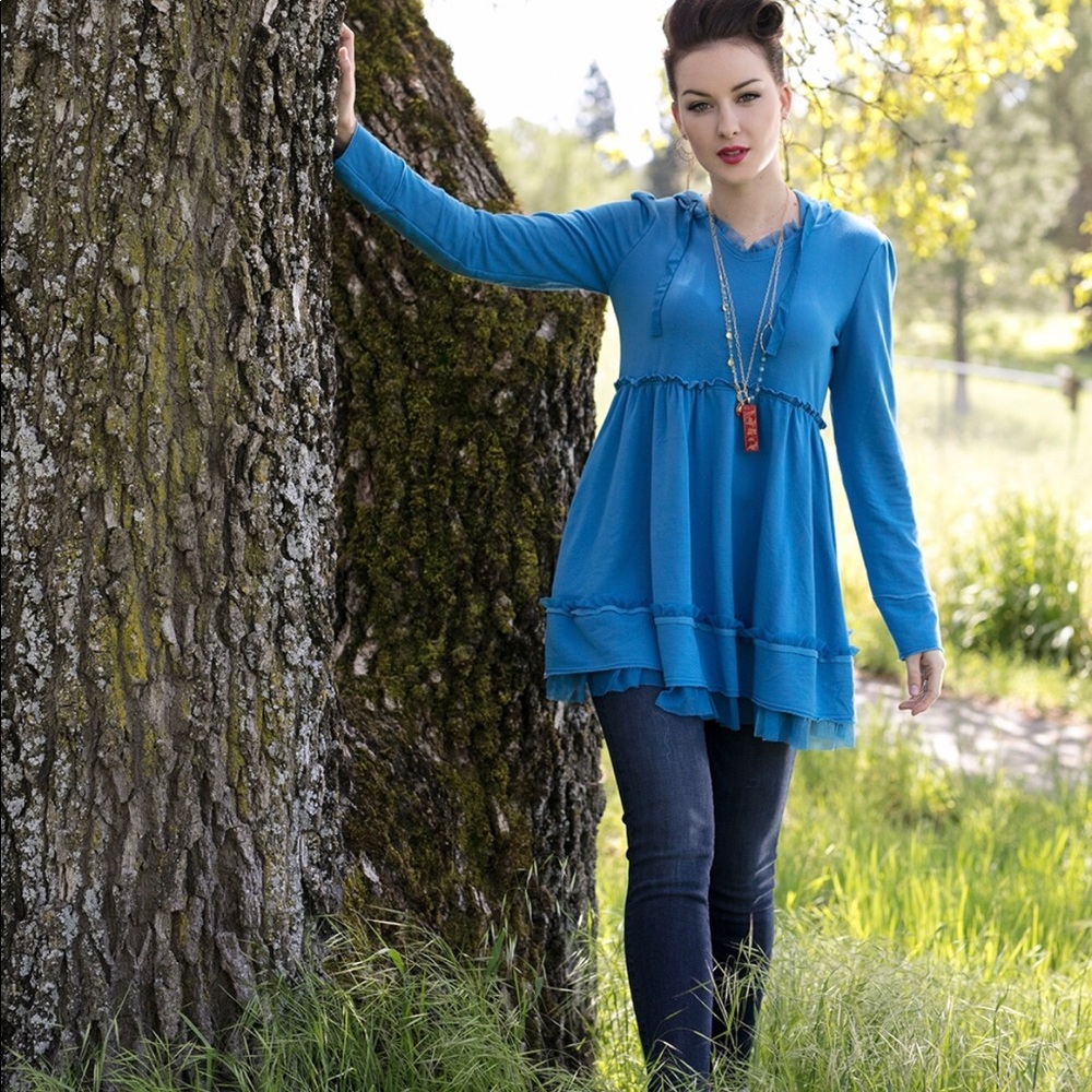 Evy’s Tree | NWT Sophie Pullover in Bluebell